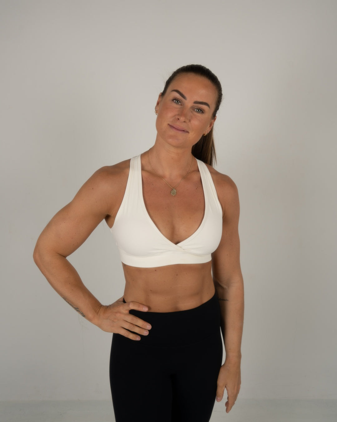 Elevate Cross Bra (Vanilla)