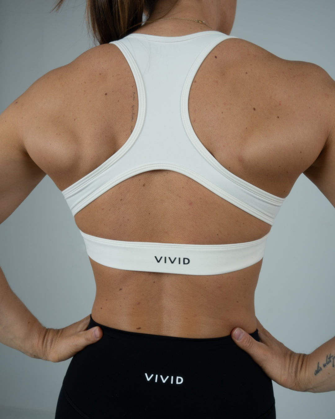 Elevate Cross Bra (Vanilla)